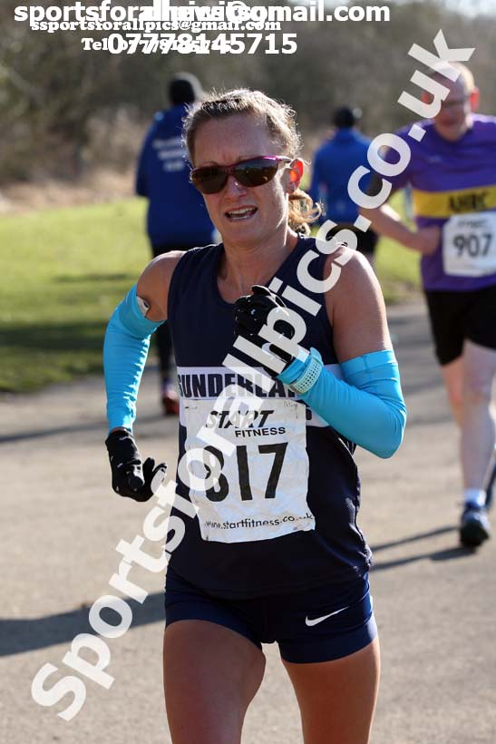 Senior women and vets women and men, 2018 Royal Signals NECAA Road Relays, Hetton. Photo: David T. Hewitson/Sports for All Pics